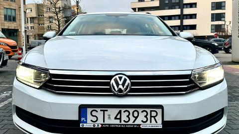 Volkswagen Passat B8  (150KM) - 68 900  PLN, 2018 - TYCHY - wyprzedaż | Autoria.pl