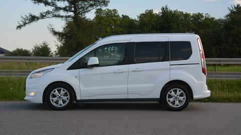 Ford Tourneo Connect II  (100KM) - 41 100  PLN, 2015 - Sędziszów Małopolski - wyprzedaż | Autoria.pl