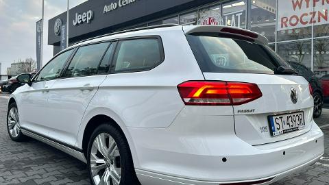 Volkswagen Passat B8  (150KM) - 68 900  PLN, 2018 - TYCHY - wyprzedaż | Autoria.pl