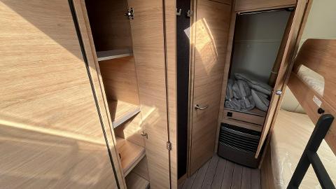 Knaus SÜDWIND 580 QS 60 YEARS KNAUS -  174 900  PLN, 2024 - Janki - wyprzedaż | Autoria.pl