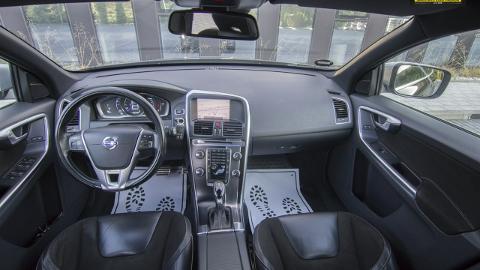 Volvo XC 60 I  (240KM) - 74 900  PLN, 2015 - Gdynia - wyprzedaż | Autoria.pl