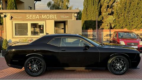 Dodge Challenger III  (305KM) - 92 500  PLN, 2018 - SADE BUDY - wyprzedaż | Autoria.pl