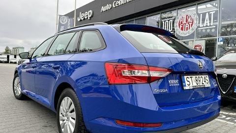 Škoda Superb III  (150KM) - 68 900  PLN, 2018 - TYCHY - wyprzedaż | Autoria.pl