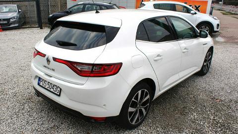 Renault Megane IV  (132KM) - 55 700  PLN, 2018 - Ostrów Wielkopolski - wyprzedaż | Autoria.pl