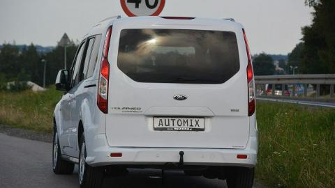 Ford Tourneo Connect II  (100KM) - 41 100  PLN, 2015 - Sędziszów Małopolski - wyprzedaż | Autoria.pl