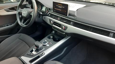 Audi A4 B9  (150KM) -  119 900  PLN, 2019 - TYCHY - wyprzedaż | Autoria.pl