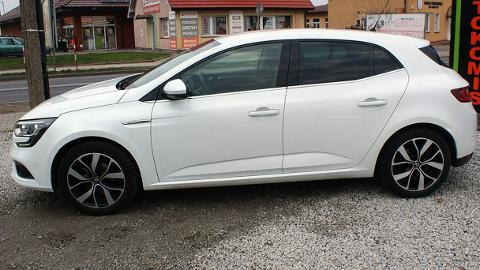 Renault Megane IV  (132KM) - 55 700  PLN, 2018 - Ostrów Wielkopolski - wyprzedaż | Autoria.pl