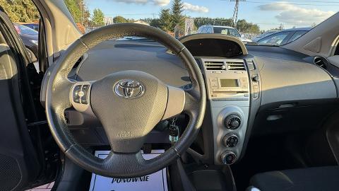 Toyota Yaris II  (70KM) - 16 800  PLN, 2008 - SADE BUDY - wyprzedaż | Autoria.pl