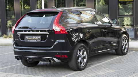 Volvo XC 60 I  (240KM) - 74 900  PLN, 2015 - Gdynia - wyprzedaż | Autoria.pl