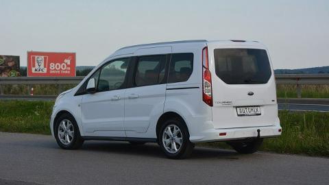 Ford Tourneo Connect II  (100KM) - 41 100  PLN, 2015 - Sędziszów Małopolski - wyprzedaż | Autoria.pl