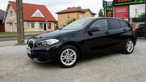 BMW Seria  1 F40  (140KM) - 77 400  PLN, 2020 - Ostrów Wielkopolski - wyprzedaż | Autoria.pl