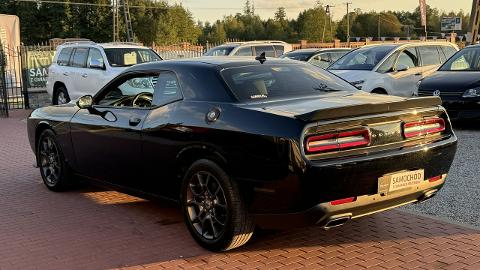 Dodge Challenger III  (305KM) - 92 500  PLN, 2018 - SADE BUDY - wyprzedaż | Autoria.pl