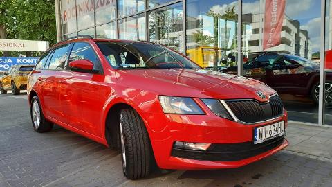 Škoda Octavia III  (115KM) - 44 900  PLN, 2018 - TYCHY - wyprzedaż | Autoria.pl