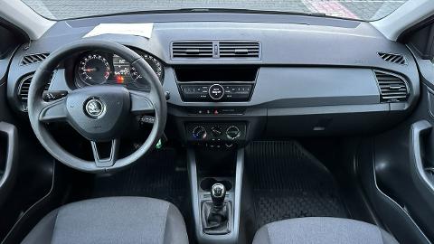 Škoda Fabia III  (105KM) - 26 900  PLN, 2017 - TYCHY - wyprzedaż | Autoria.pl