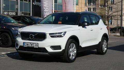 Volvo XC 40 (190KM) -  139 900  PLN, 2018 - TYCHY - wyprzedaż | Autoria.pl