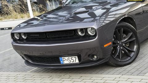 Dodge Challenger III  (309KM) - 84 900  PLN, 2017 - Gdynia - wyprzedaż | Autoria.pl