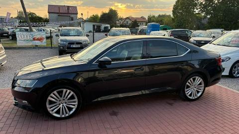 Škoda Superb III  (190KM) - 84 800  PLN, 2017 - SADE BUDY - wyprzedaż | Autoria.pl