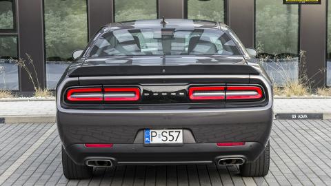 Dodge Challenger III  (309KM) - 84 900  PLN, 2017 - Gdynia - wyprzedaż | Autoria.pl