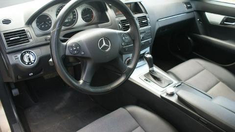 Mercedes-Benz Klasa C W204  (136KM) - 27 700  PLN, 2008 - wyprzedaż | Autoria.pl