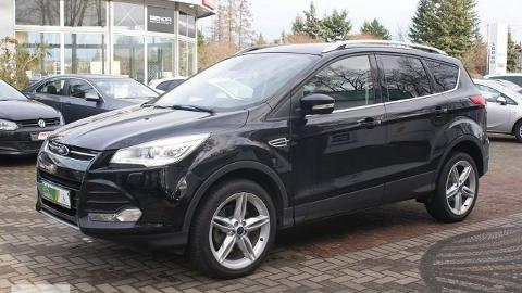 Ford Kuga (180KM) - 79 400  PLN, 2016 - wyprzedaż | Autoria.pl