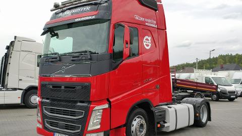 Volvo FH4 500 E6 XL Low Deck Mega 784000km 2016r/2017r Duże Zbiorniki (500KM) -  129 000  PLN, 2016 - Widełki - wyprzedaż | Autoria.pl