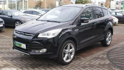 Ford Kuga (180KM) - 79 400  PLN, 2016 - wyprzedaż | Autoria.pl