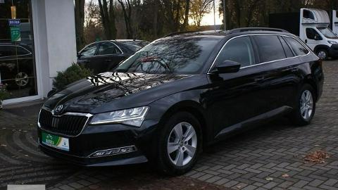 Škoda Superb (150KM) -  124 700  PLN, 2022 - wyprzedaż | Autoria.pl