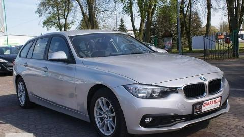 BMW Seria  3 (150KM) - 40 500  PLN, 2017 - wyprzedaż | Autoria.pl