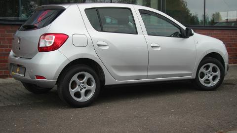 Dacia Sandero II  (73KM) - 25 990  PLN, 2016 - Mysłowice - wyprzedaż | Autoria.pl