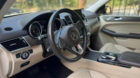 Mercedes-Benz GLE W166  (258KM) -  164 000  PLN, 2016 - Otwock - wyprzedaż | Autoria.pl