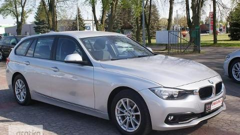 BMW Seria  3 (150KM) - 40 500  PLN, 2017 - wyprzedaż | Autoria.pl