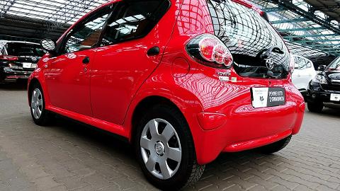 Toyota Aygo I  (68KM) - 23 900  PLN, 2012 - Mysłowice - wyprzedaż | Autoria.pl