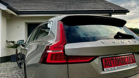 Volvo V60 II  (250KM) - 99 900  PLN, 2019 - Kamienna Góra - wyprzedaż | Autoria.pl