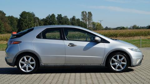 Honda Civic VIII  (140KM) - 19 900  PLN, 2007 - Goczałkowice-Zdrój - wyprzedaż | Autoria.pl