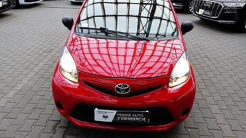 Toyota Aygo I  (68KM) - 23 900  PLN, 2012 - Mysłowice - wyprzedaż | Autoria.pl