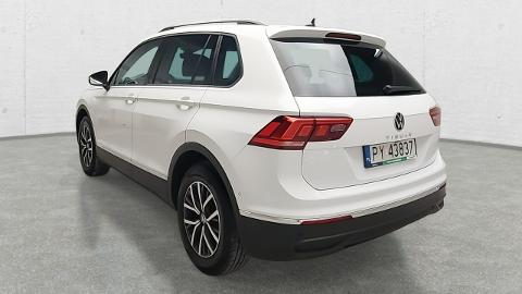 Volkswagen Tiguan II  (149KM) - 90 600  PLN, 2023 - Komorniki - wyprzedaż | Autoria.pl