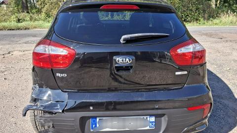 Kia Rio III  (82KM) - 27 900  PLN, 2017 - PLESZEW - wyprzedaż | Autoria.pl