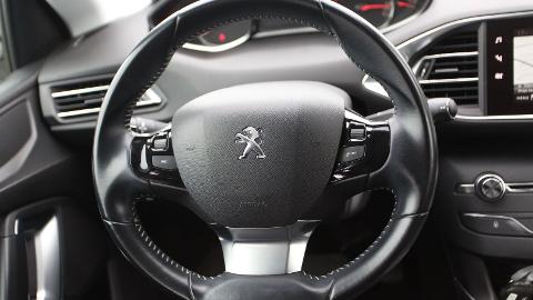 Peugeot 308 1.2 PureTech Allure S&S EAT6 (130KM) - 52 900  PLN, 2017 - Warszawa - wyprzedaż | Autoria.pl