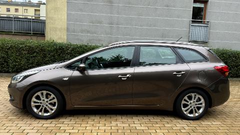 Kia Ceed II  (135KM) - 27 000  PLN, 2014 - Warszawa - wyprzedaż | Autoria.pl