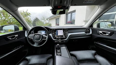 Volvo XC 60 II  (197KM) -  126 900  PLN, 2019 - Kamienna Góra - wyprzedaż | Autoria.pl