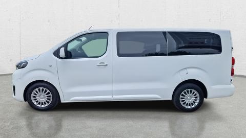 Toyota Proace Verso 2.0 D4-D Long Business (145KM) -  129 900  PLN, 2022 - Warszawa - wyprzedaż | Autoria.pl