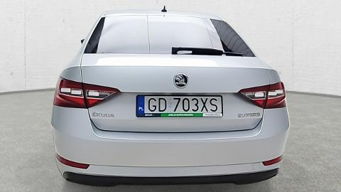 Škoda Superb III  (179KM) - 49 590  PLN, 2018 - Komorniki - wyprzedaż | Autoria.pl