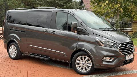 Ford Tourneo Custom (170KM) -  129 900  PLN, 2018 - Widełki - wyprzedaż | Autoria.pl