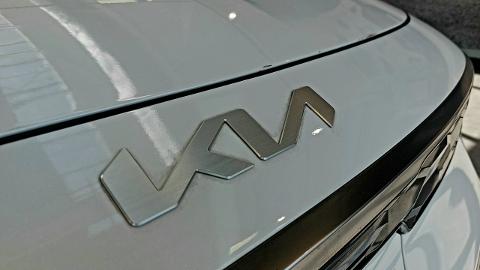 Kia Niro (204KM) -  174 000  PLN, 2023 - Warszawa - wyprzedaż | Autoria.pl