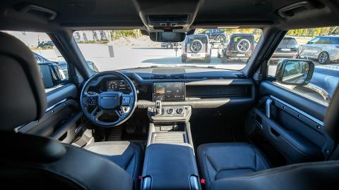 Land Rover Defender IV  (300KM) -  479 000  PLN, 2023 - Łódź - wyprzedaż | Autoria.pl