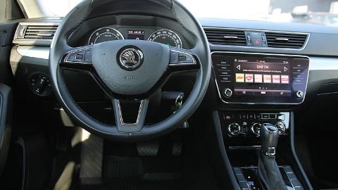 Škoda Superb 2.0 TDI Ambition DSG7 (150KM) - 83 900  PLN, 2018 - Grudziądz - wyprzedaż | Autoria.pl