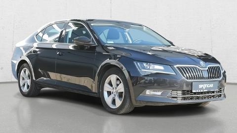 Škoda Superb 2.0 TDI Ambition DSG7 (150KM) - 83 900  PLN, 2018 - Grudziądz - wyprzedaż | Autoria.pl