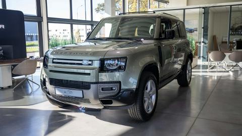 Land Rover Defender IV  (250KM) -  534 390  PLN, 2024 - Łódź - wyprzedaż | Autoria.pl