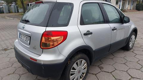 Fiat Sedici (107KM) - 6 800  PLN, 2009 - Komorniki - wyprzedaż | Autoria.pl