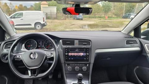 Volkswagen Golf VII  (115KM) - 24 900  PLN, 2018 - Komorniki - wyprzedaż | Autoria.pl